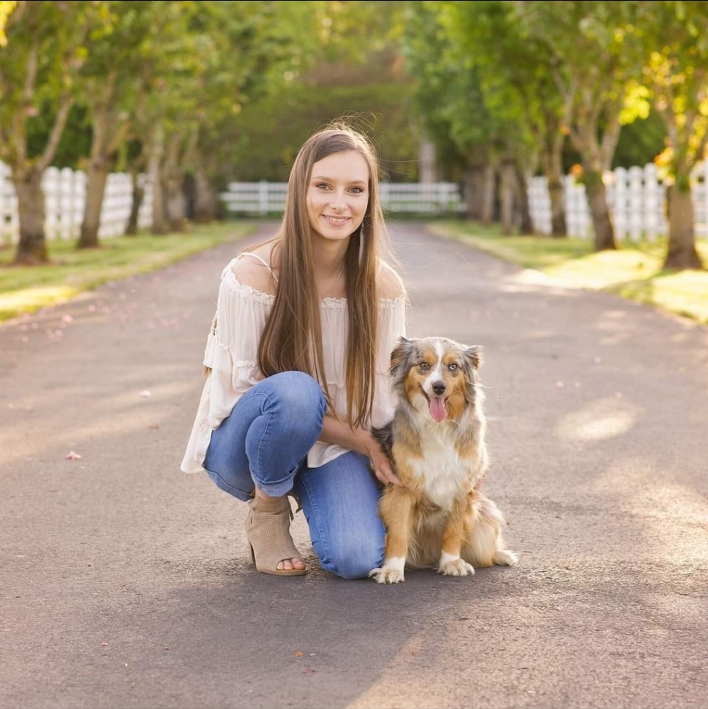 Meet your Posher, Bella